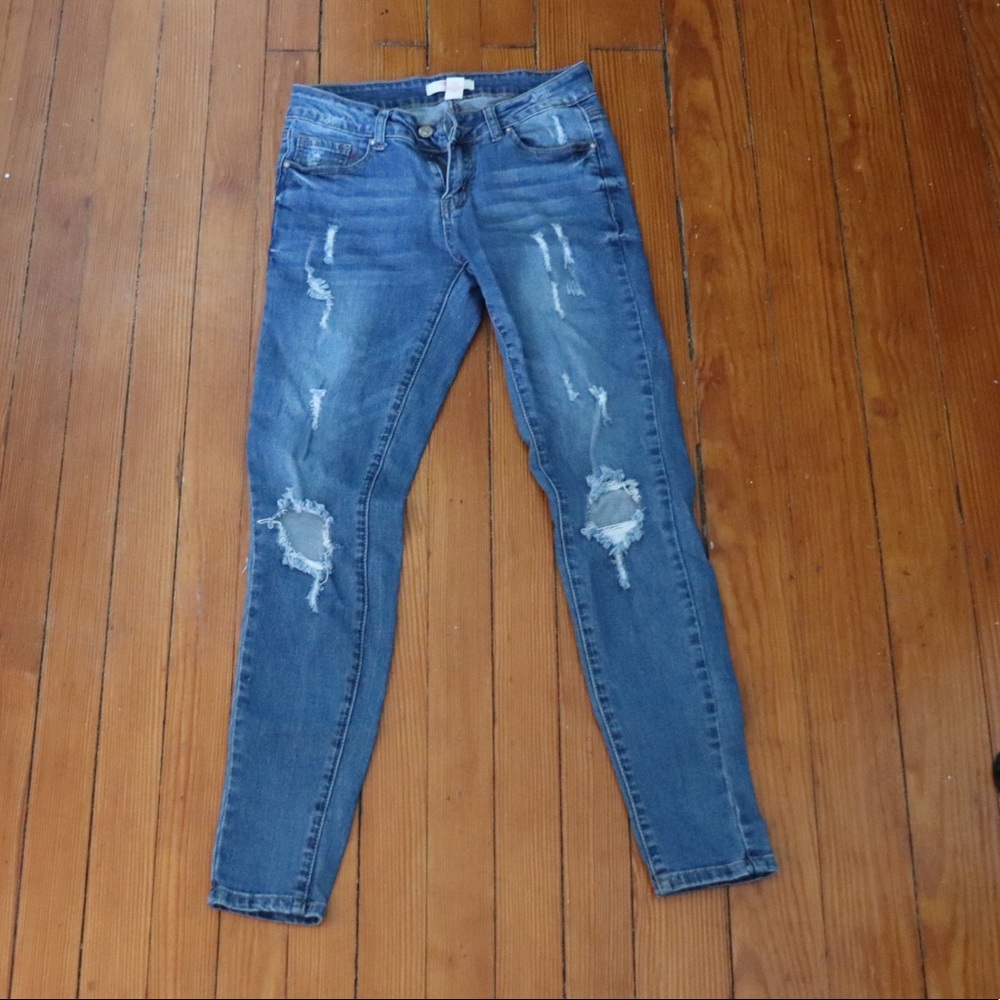 Forever 21 Ripped/Distressed Skinny Jean - Size 26